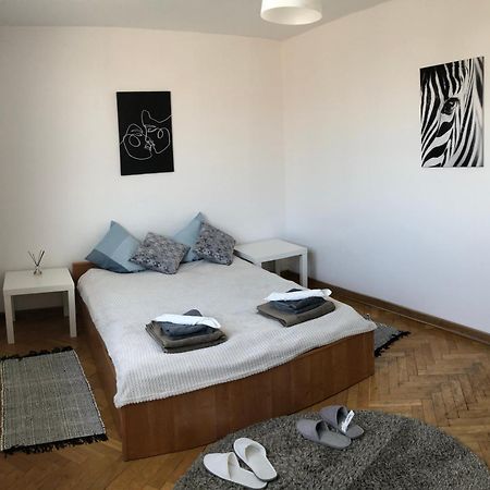 Apartment Swietojerska Warschau Buitenkant foto